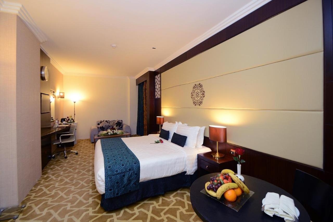 Rawdat Al Safwa Hotel Medina Esterno foto